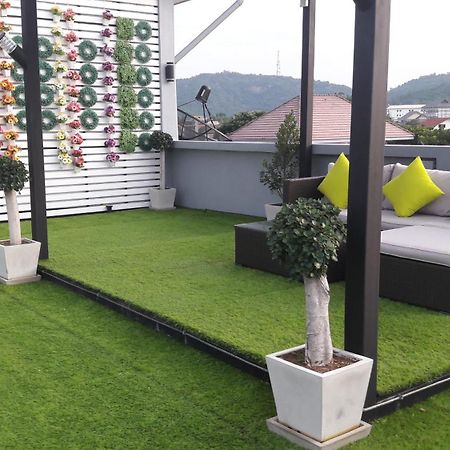 Moment House Hua Hin Ostello Esterno foto