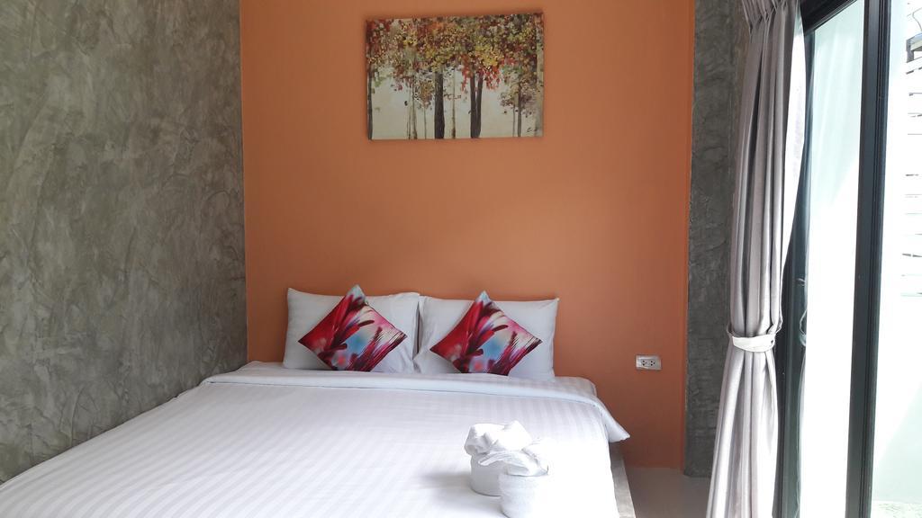 Moment House Hua Hin Ostello Esterno foto