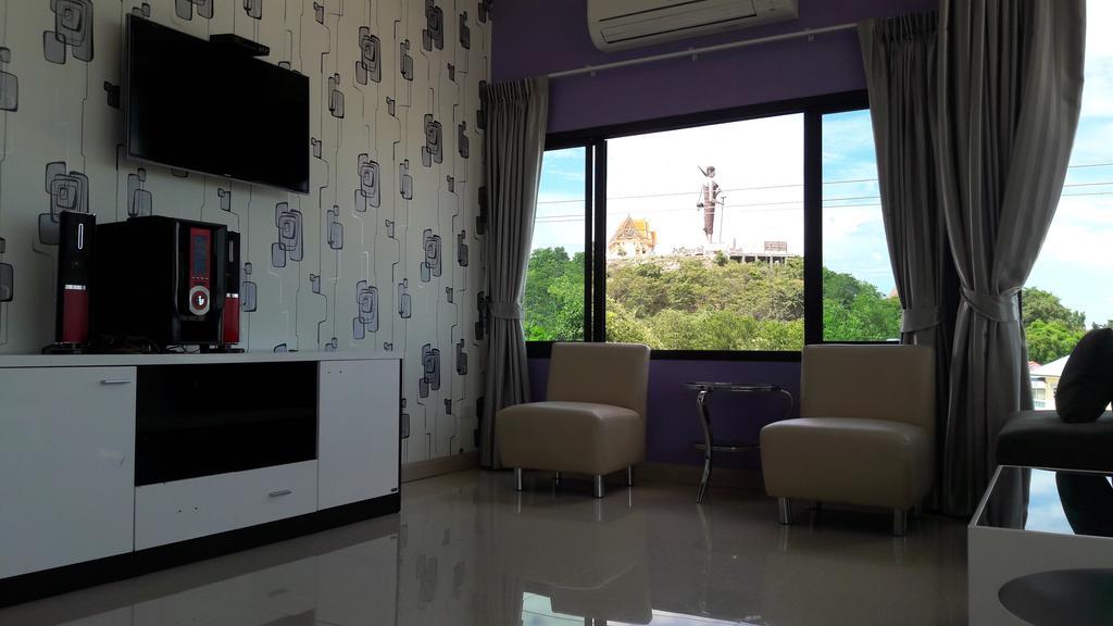 Moment House Hua Hin Ostello Esterno foto