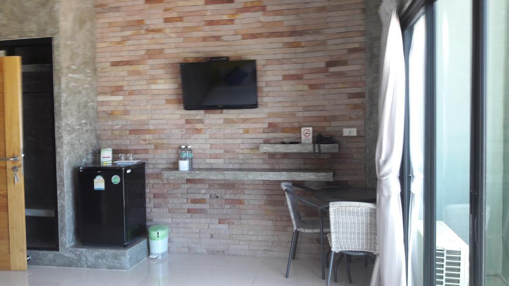 Moment House Hua Hin Ostello Esterno foto