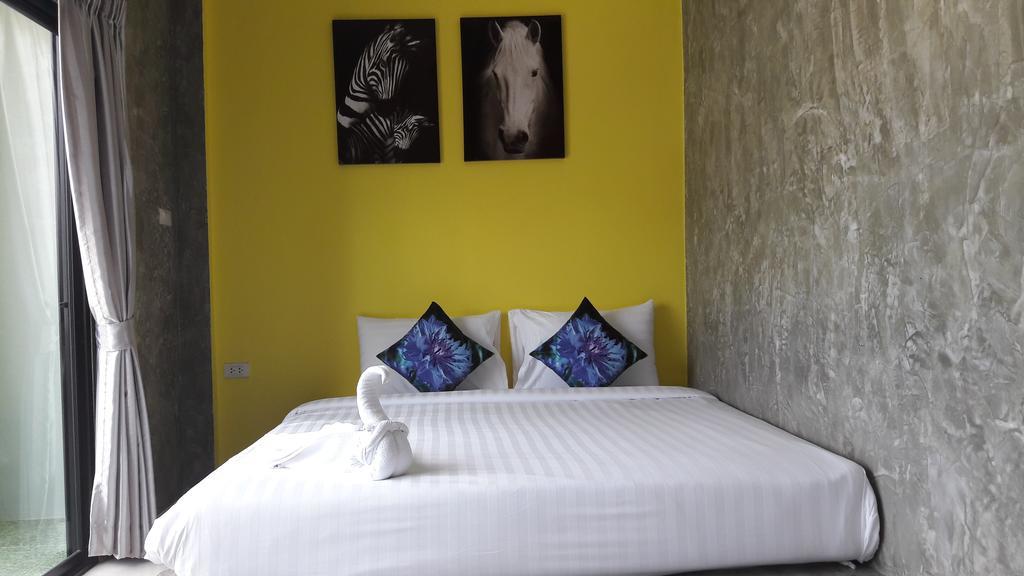 Moment House Hua Hin Ostello Esterno foto
